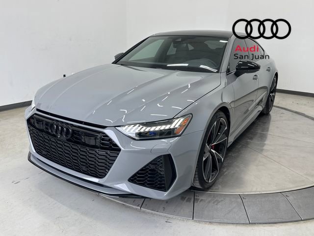 Used 2023 Audi RS 7 Sportback w/ Black Optic Package image 4