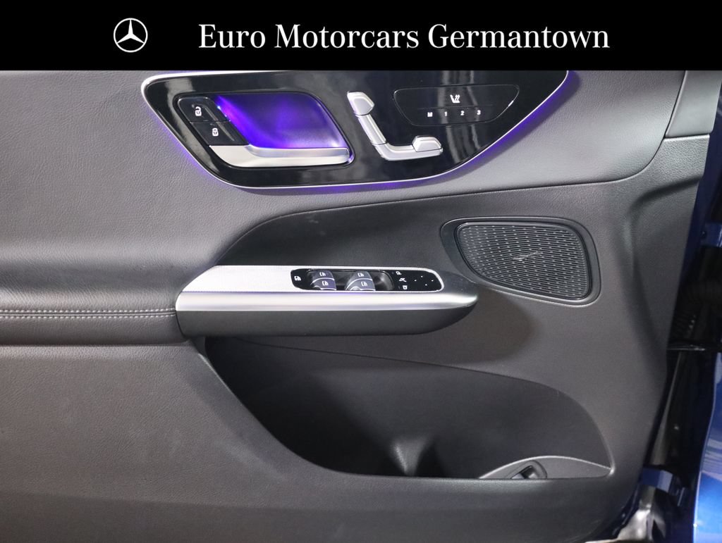 Used 2026 Mercedes-Benz GLC 300 4MATIC image 9