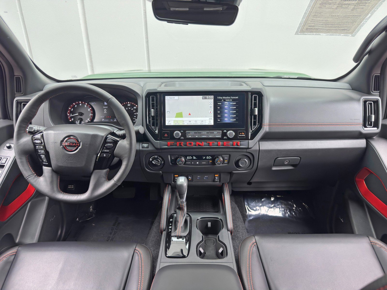 Used 2025 Nissan Frontier PRO-4X w/ Pro Premium Package AWD/4WD image 13