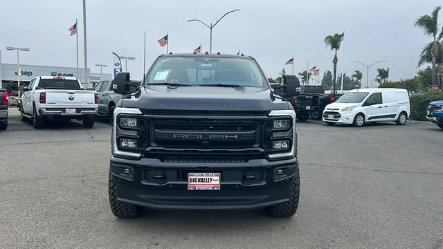 New 2026 Ford F250 Lariat w/ Black Appearance Package image 9