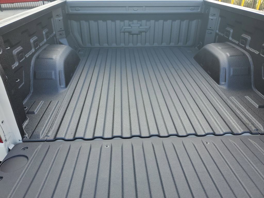 New 2026 Chevrolet Silverado 1500 Custom Trail Boss w/ Dark Appearance Package image 9