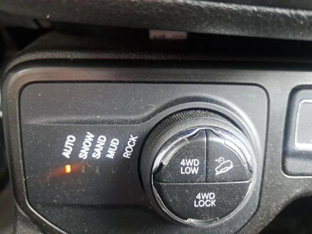 Certified 2023 Jeep Renegade Trailhawk image 24