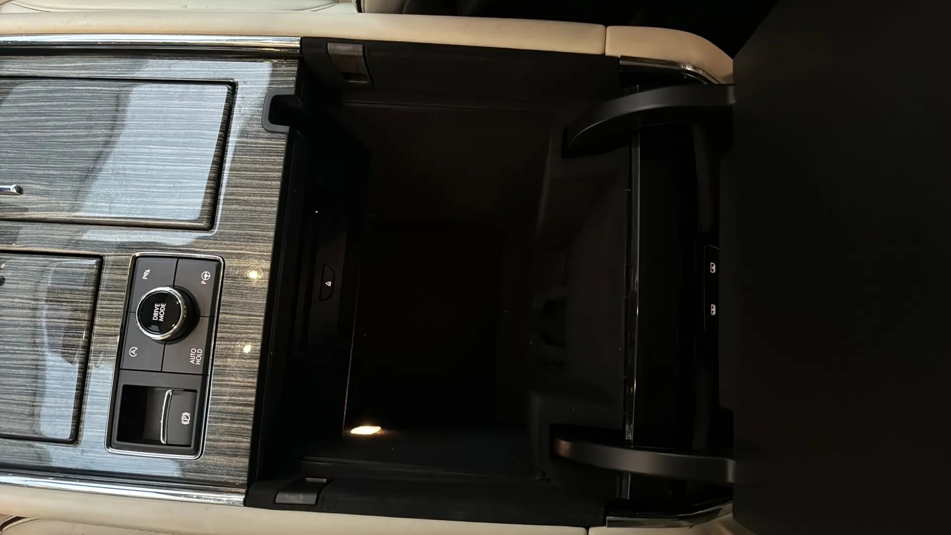 Used 2019 Lincoln Navigator L Black Label w/ Cargo Package image 23