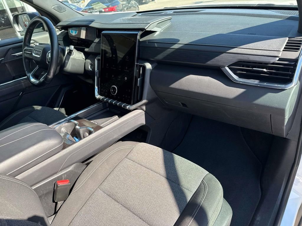 Certified 2025 GMC Acadia Elevation image 12