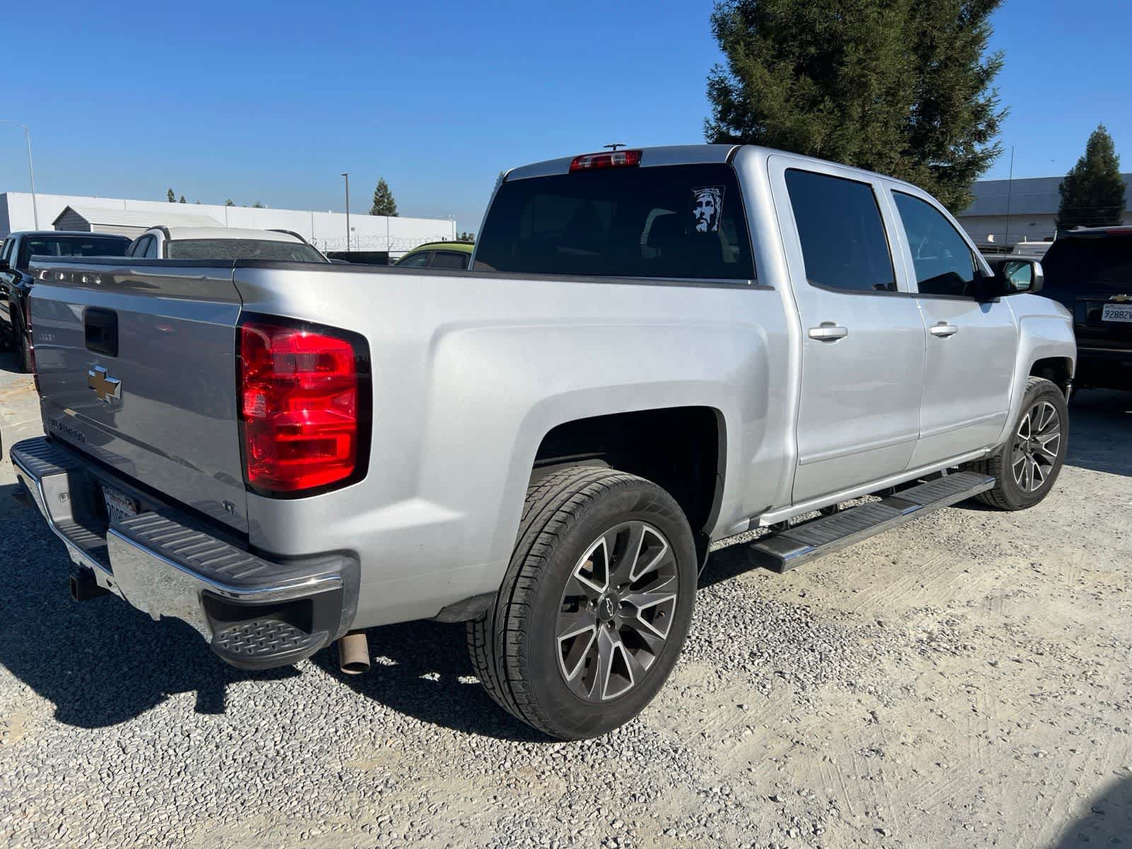Used 2018 Chevrolet Silverado 1500 LT w/ All Star Edition RWD image 5