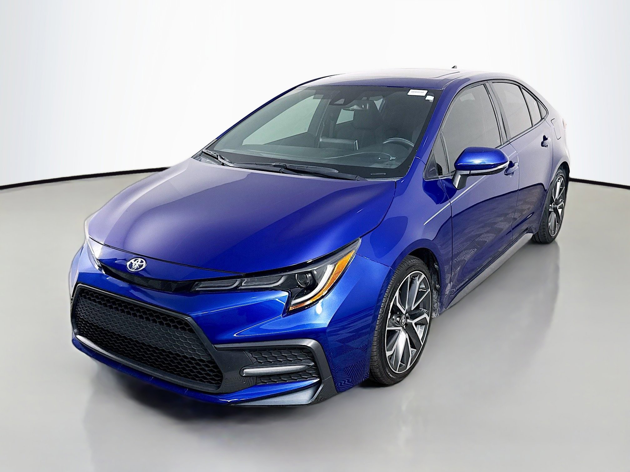 Used 2020 Toyota Corolla SE FWD image 4