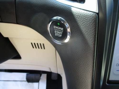 Used 2024 Ford Edge Titanium image 14