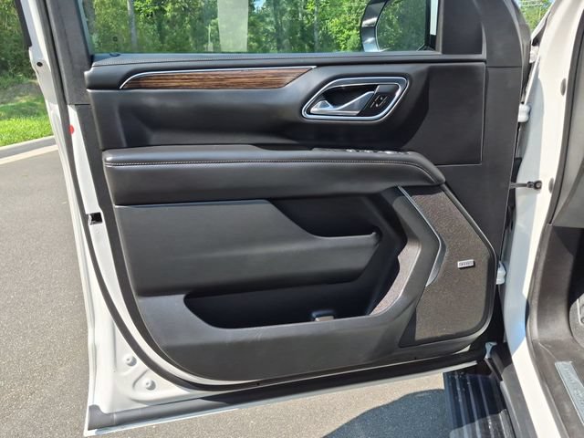 Used 2021 Chevrolet Suburban High Country AWD/4WD image 30