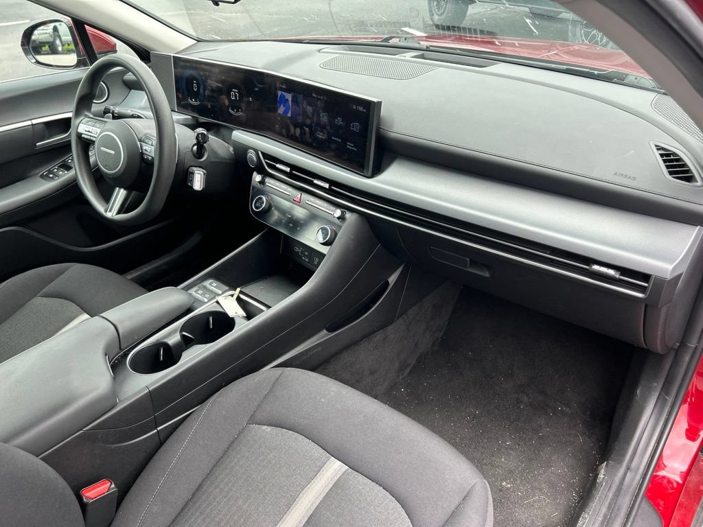 Used 2025 Hyundai Sonata SEL FWD image 41
