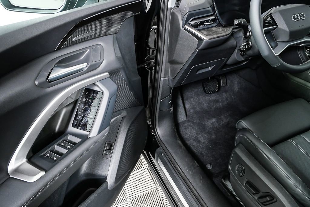 New 2025 Audi Q5 Premium Plus AWD/4WD image 7