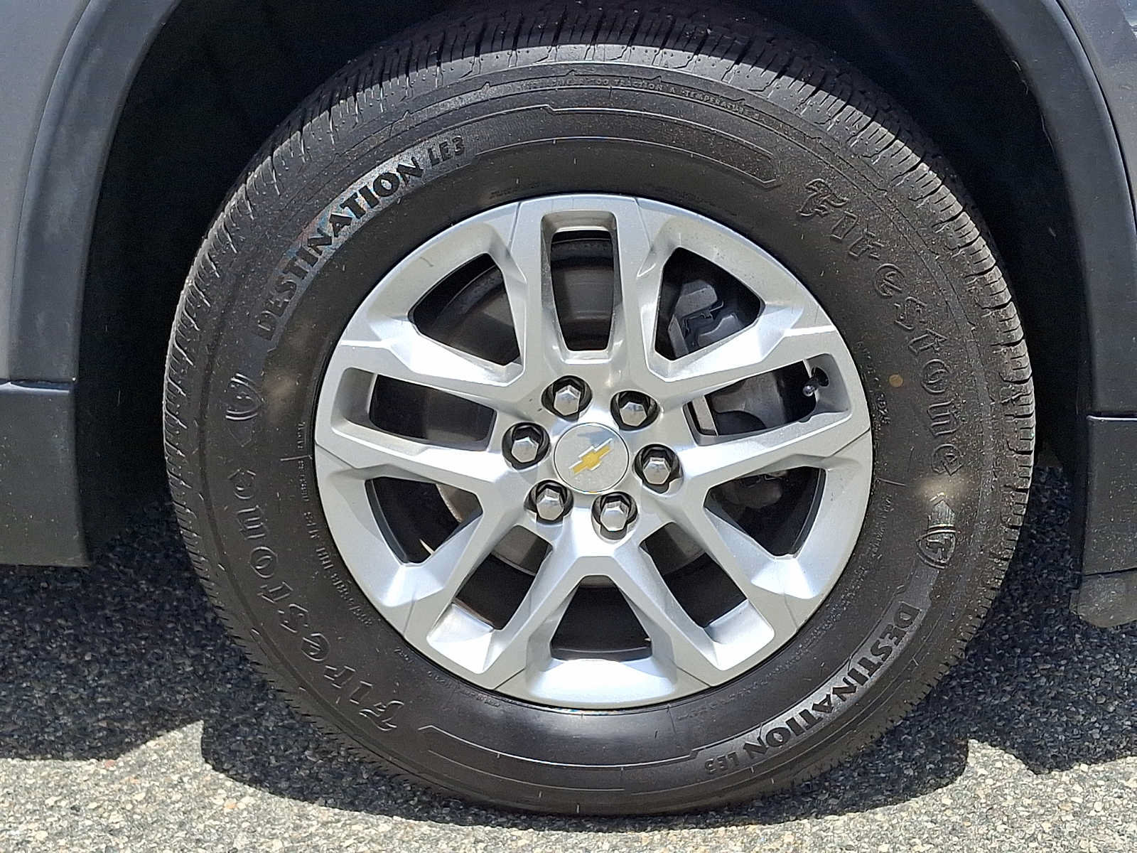 Used 2019 Chevrolet Traverse LS FWD image 8