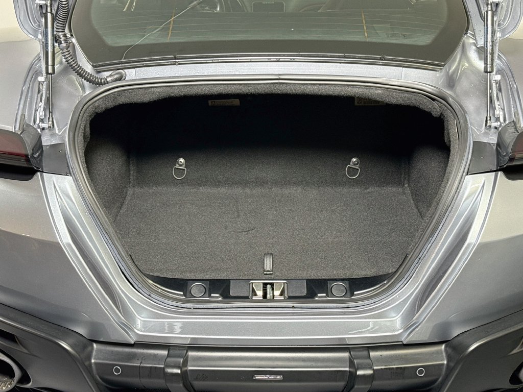 Certified 2022 Ferrari Roma RWD image 23