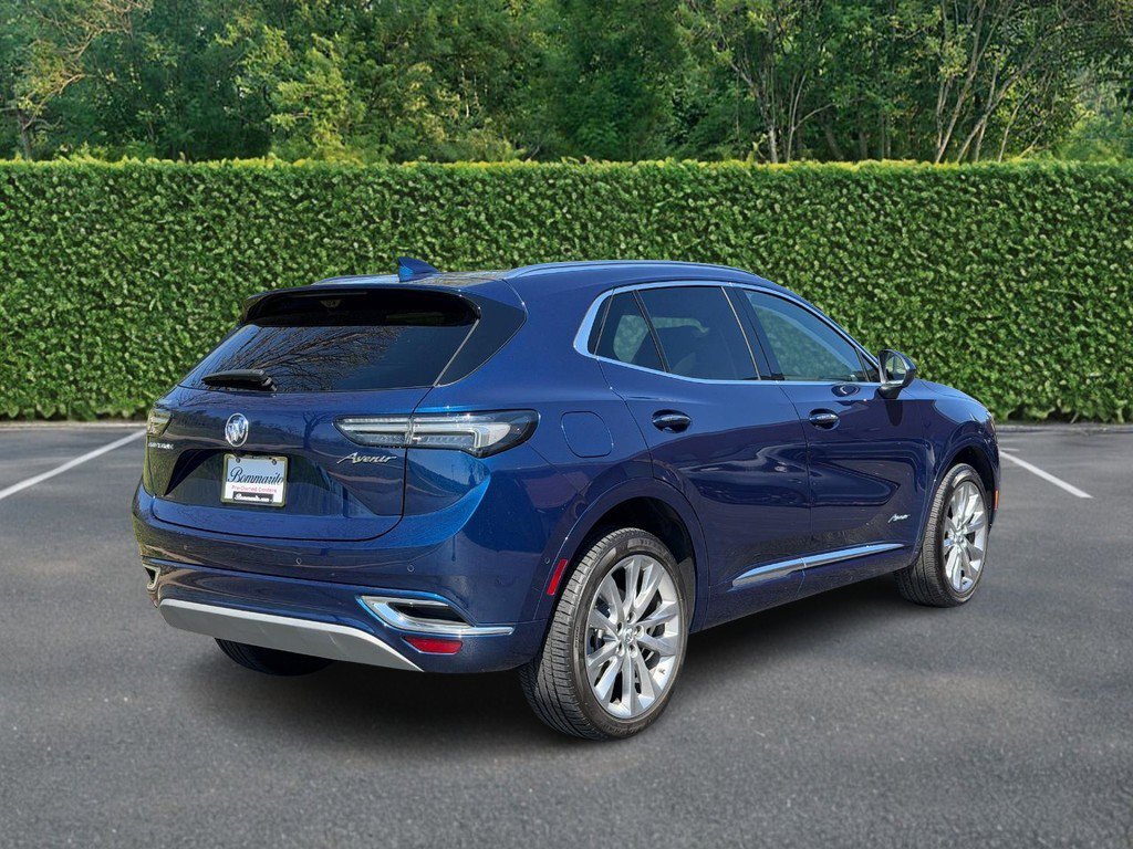 Used 2023 Buick Envision Avenir image 3