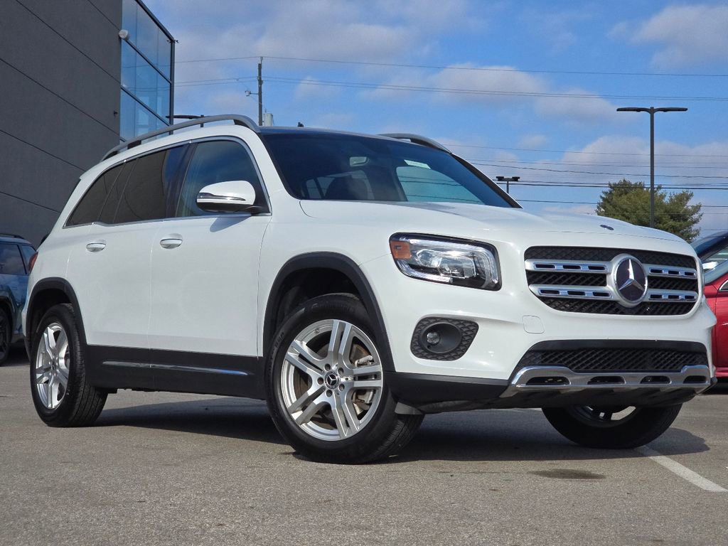 Used 2020 Mercedes-Benz GLB 250 4MATIC image 2