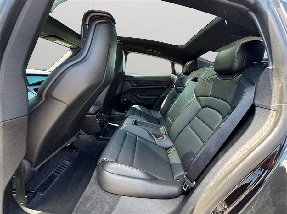 Used 2020 Porsche Taycan 4S w/ Premium Package AWD/4WD image 40