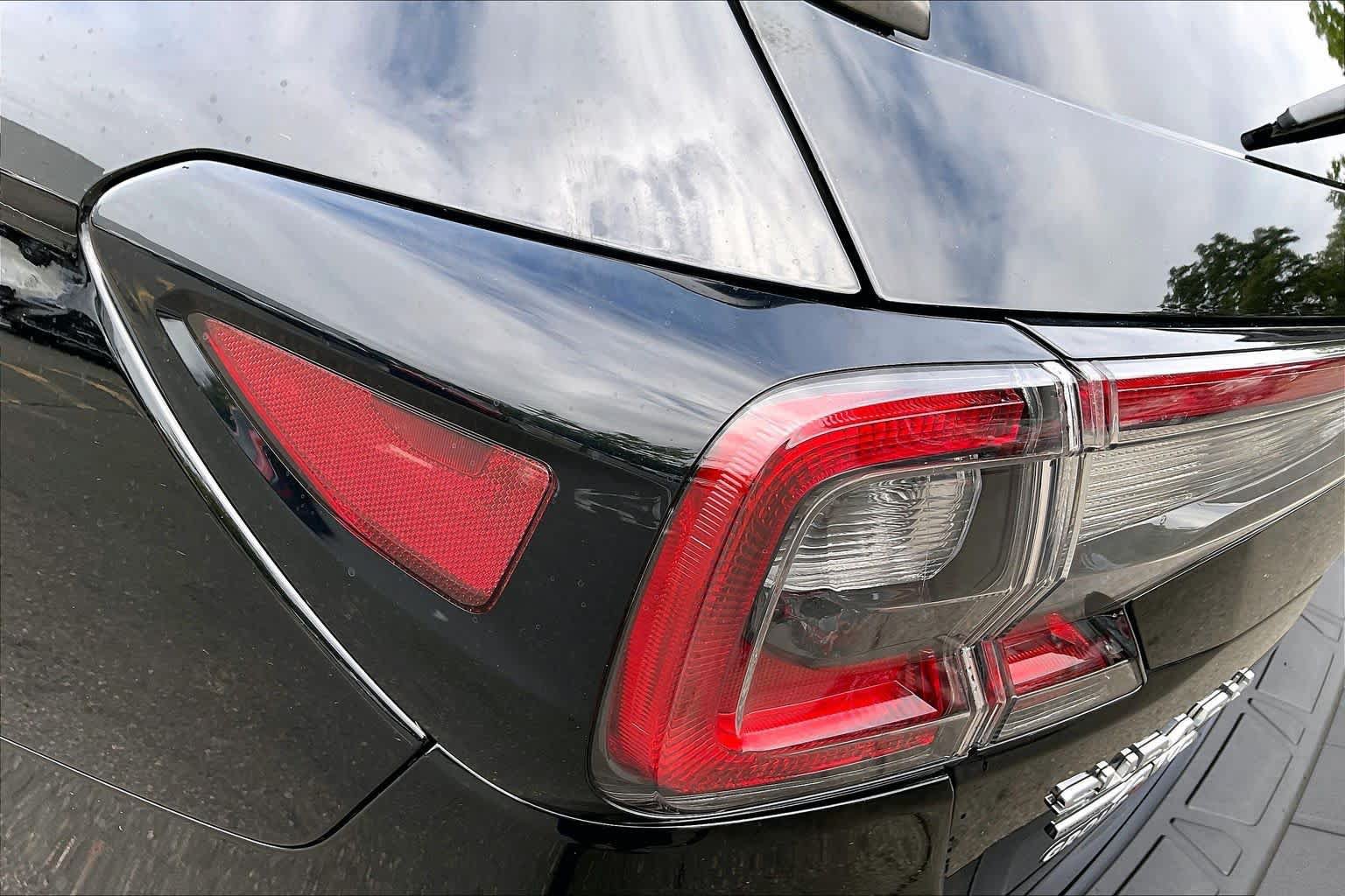Used 2020 Subaru Outback Touring XT AWD/4WD image 29