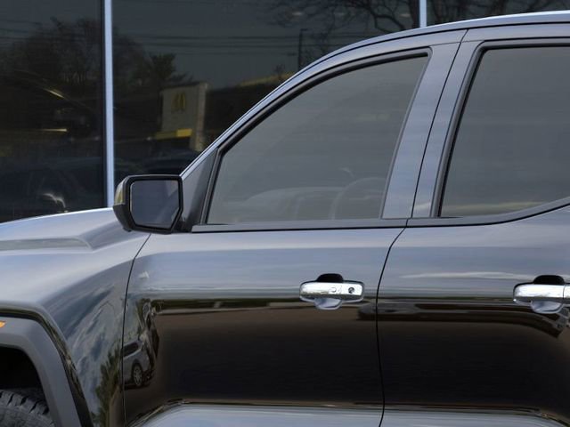 New 2026 GMC Canyon Denali image 12