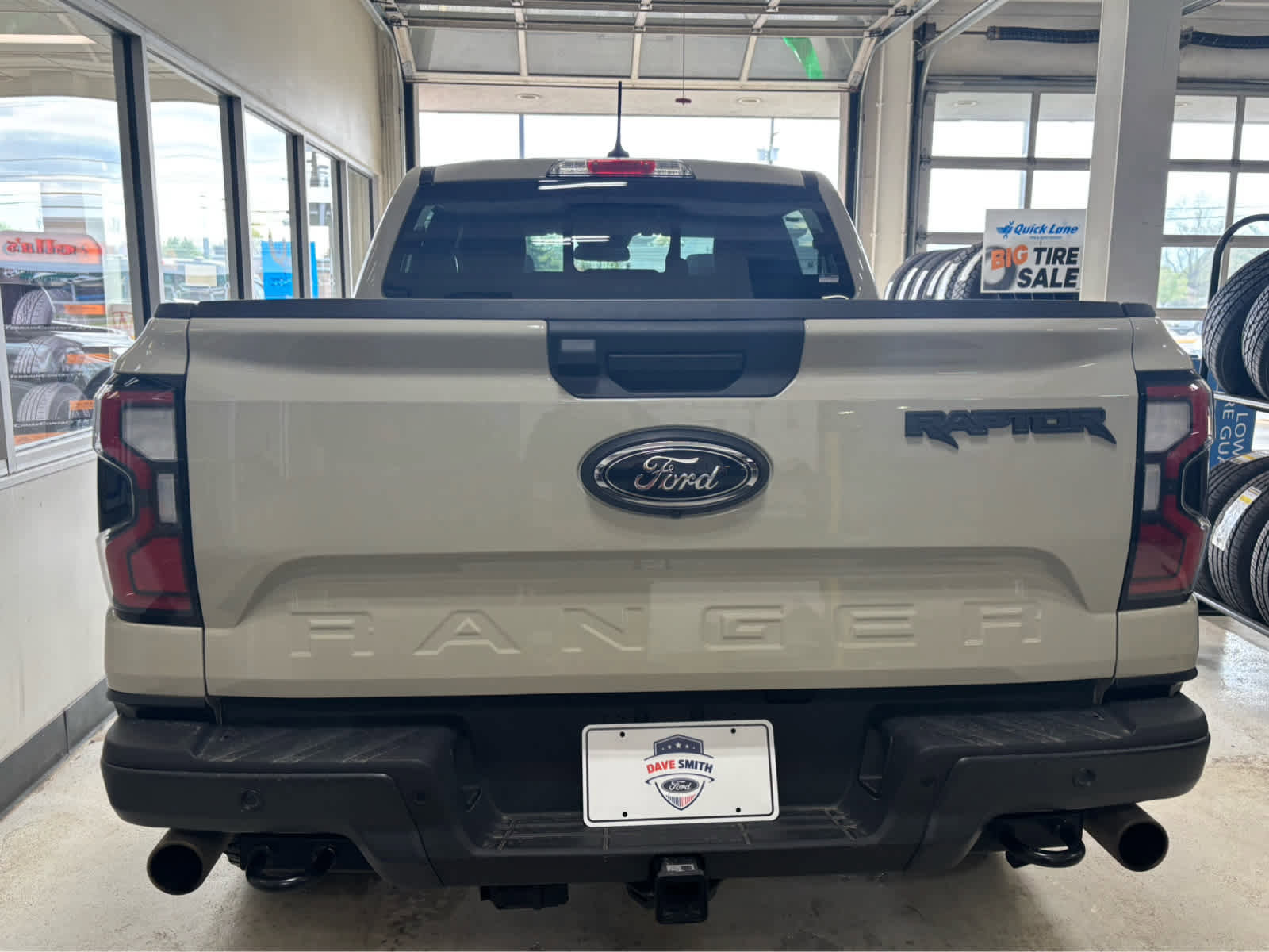 Used 2025 Ford Ranger Raptor AWD/4WD image 5