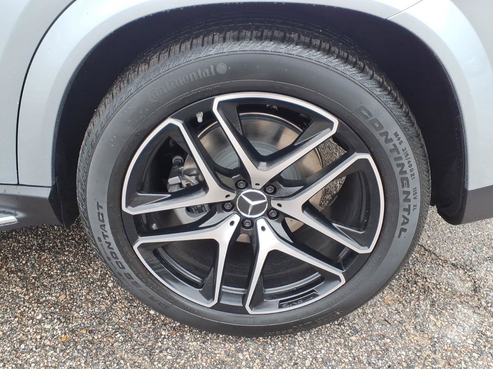 New 2026 Mercedes-Benz GLE 53 AMG 4MATIC Coupe image 12