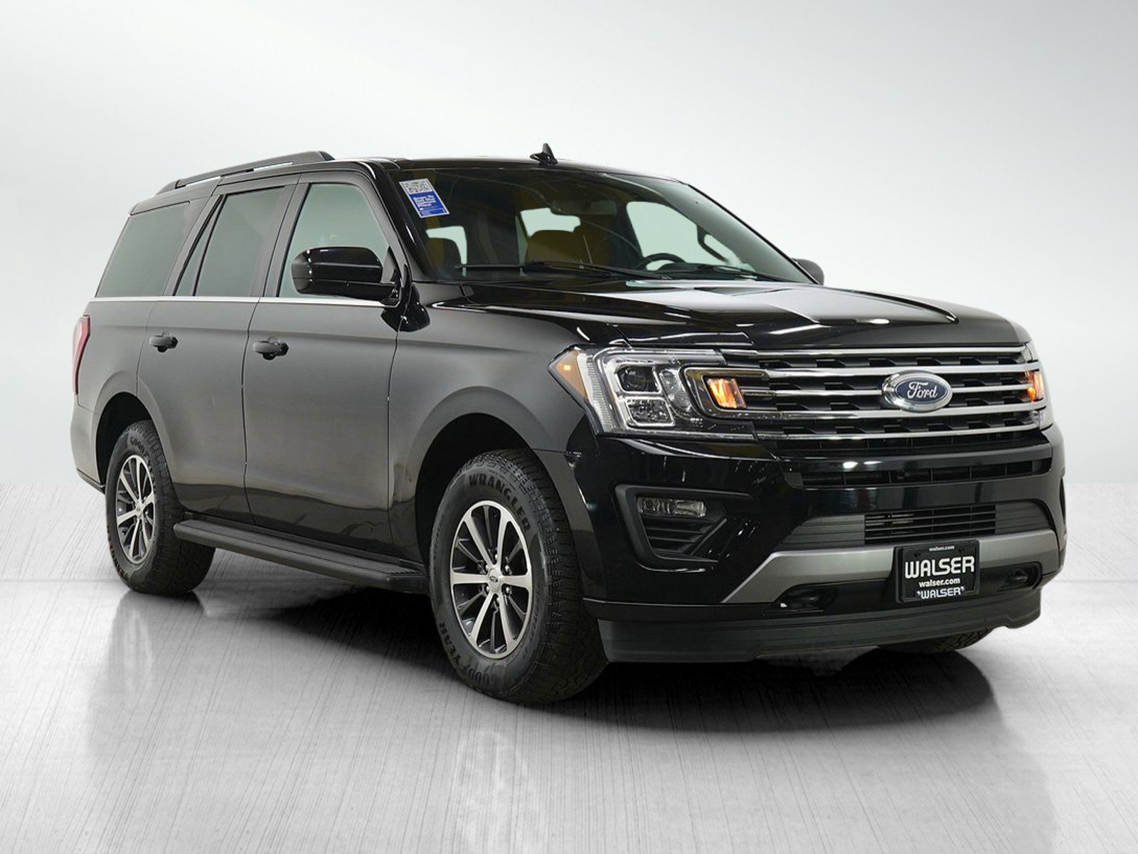 Used 2021 Ford Expedition XLT AWD/4WD image 7