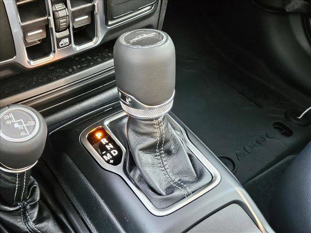 New 2025 Jeep Gladiator Sport image 13