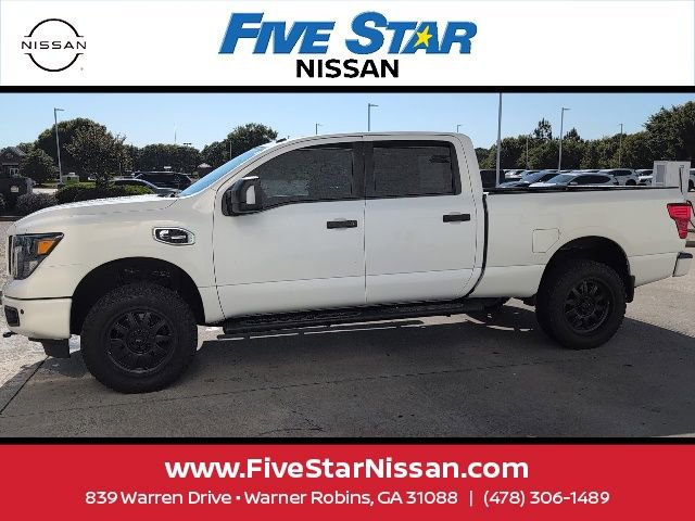 Used 2019 Nissan Titan SV w/ SV Convenience Package AWD/4WD image 7