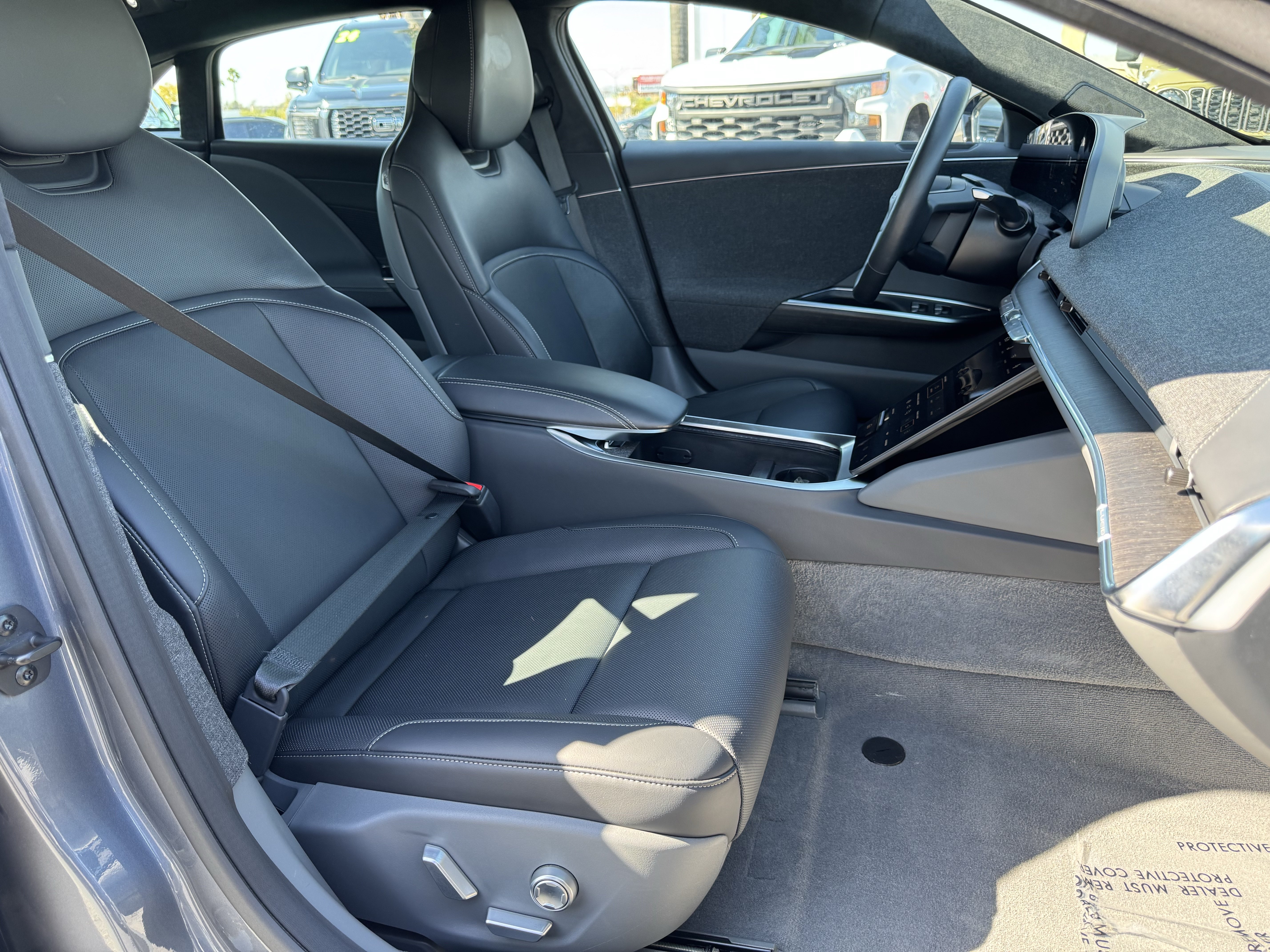 Used 2023 Lucid Air Pure AWD/4WD image 33