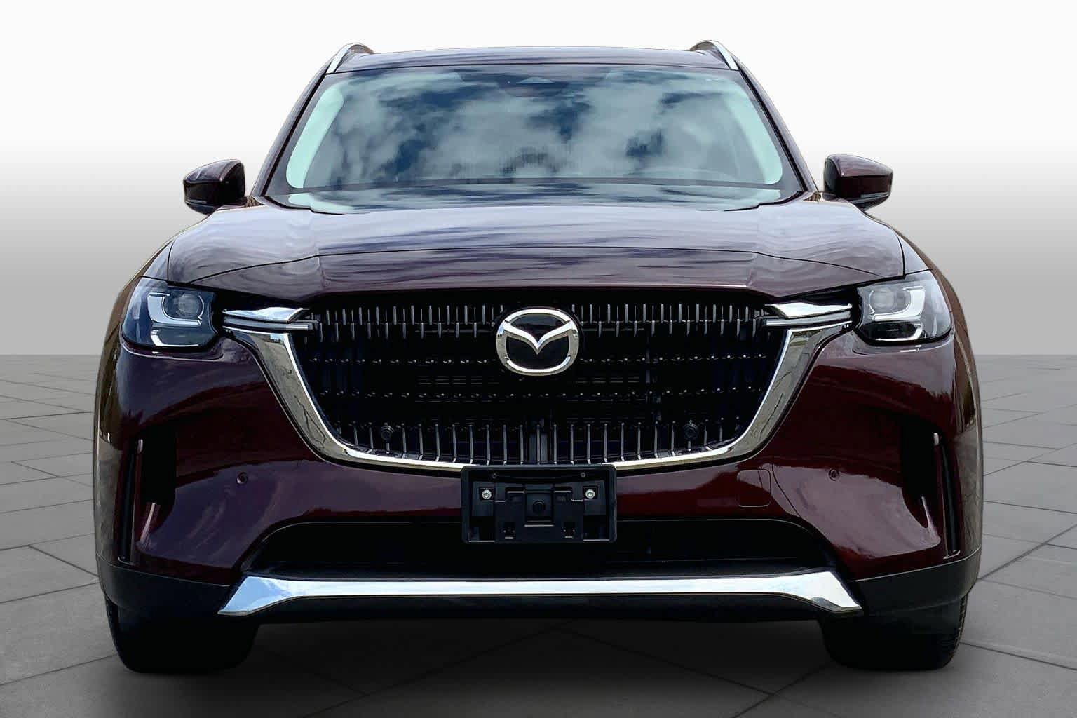Used 2024 MAZDA CX-90 Plug-In Hybrid w/ Premium Pkg AWD/4WD image 4