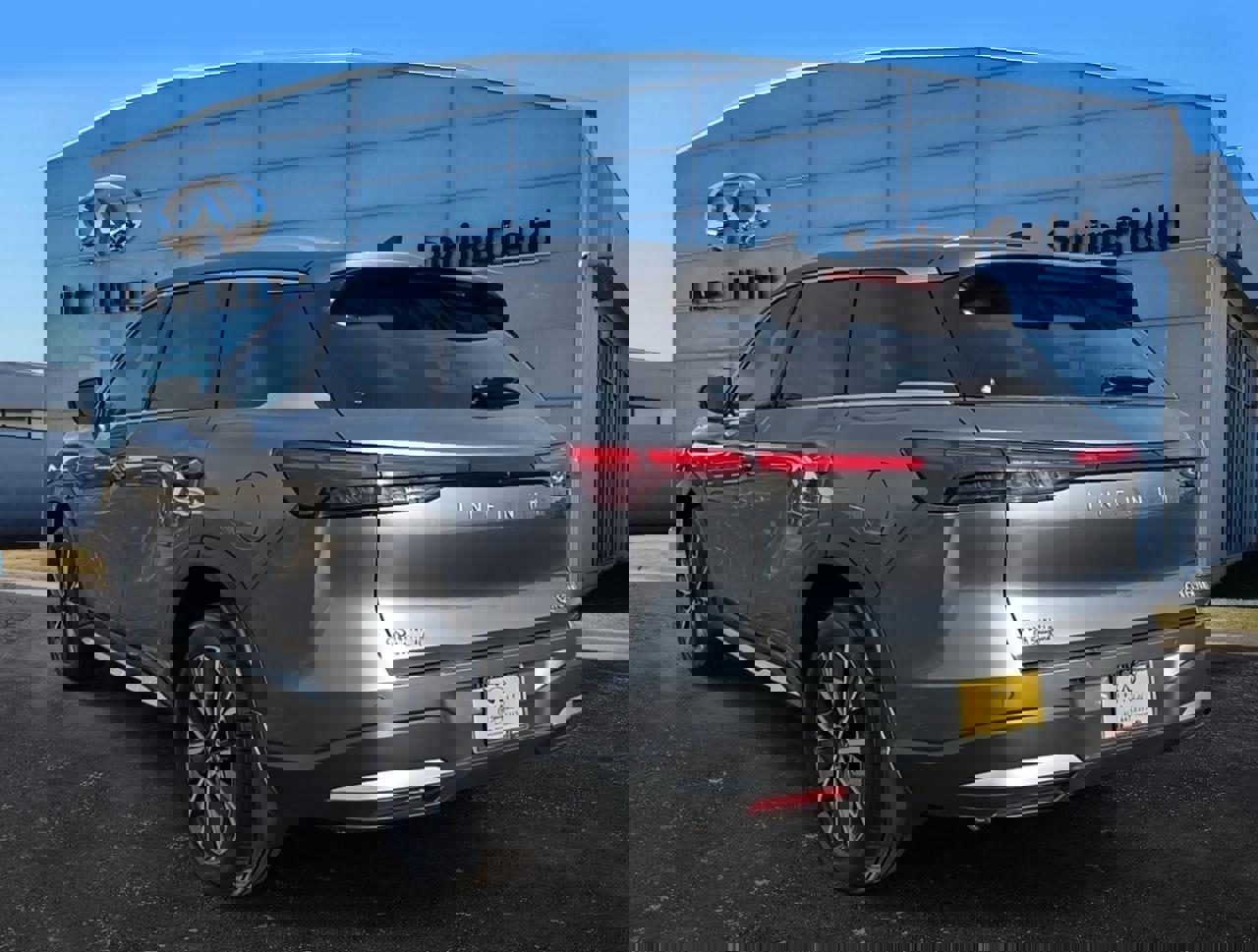 New 2026 INFINITI QX60 Luxe image 4