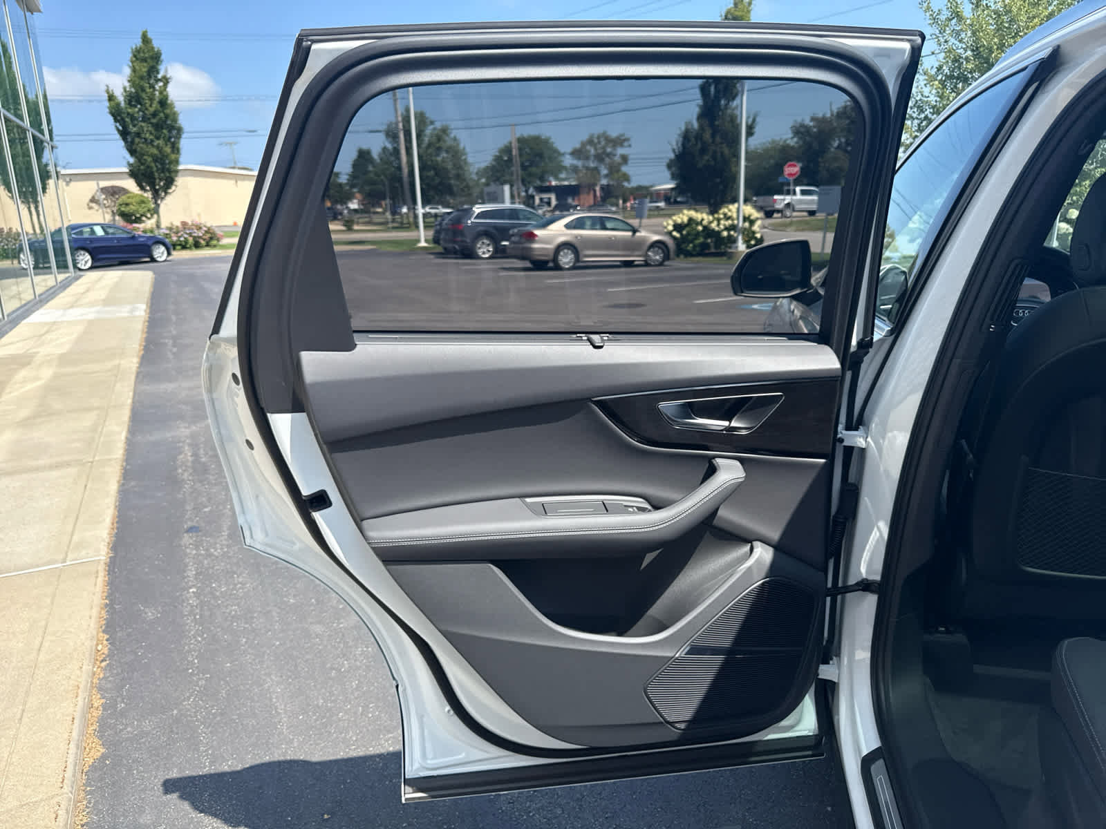 New 2025 Audi Q7 3.0T Premium Plus image 26