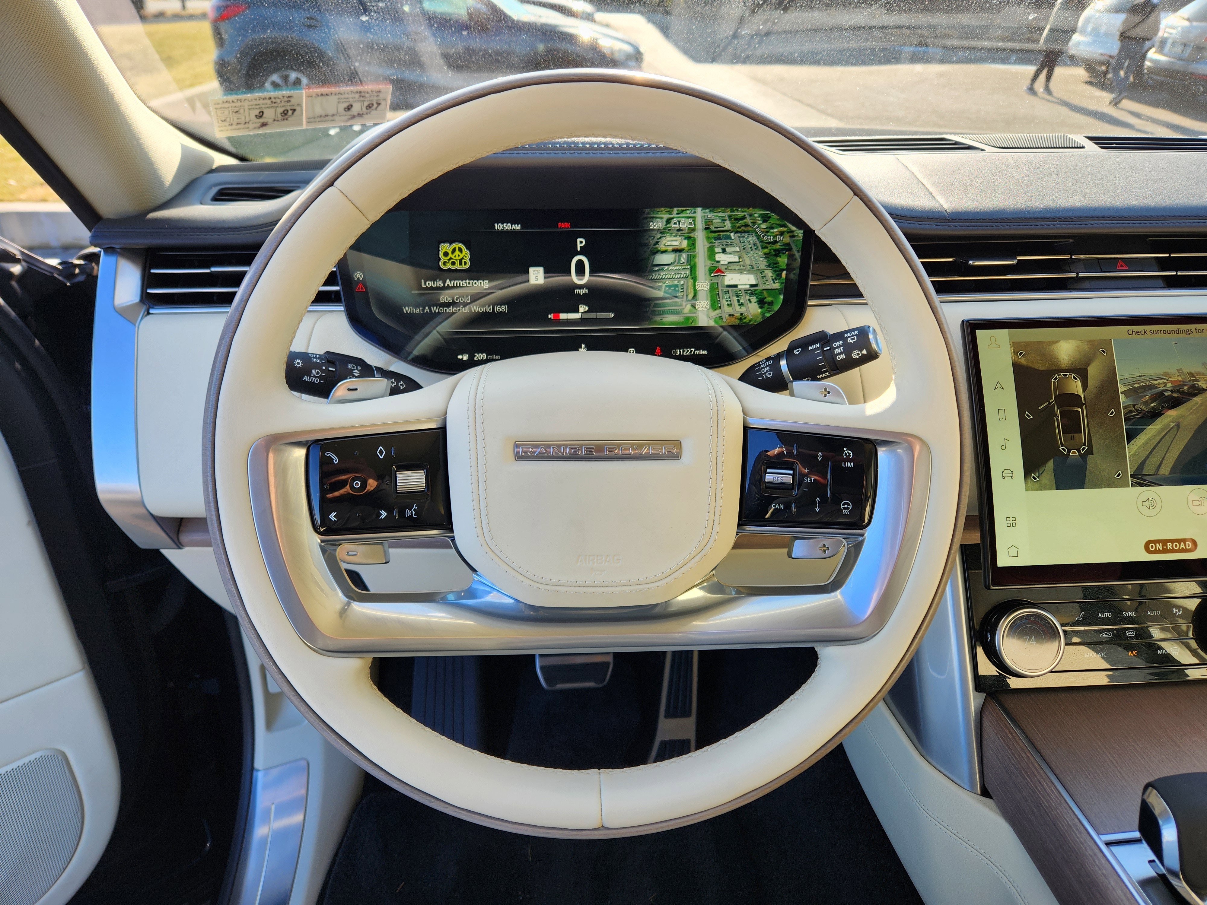 Used 2023 Land Rover Range Rover SE image 18