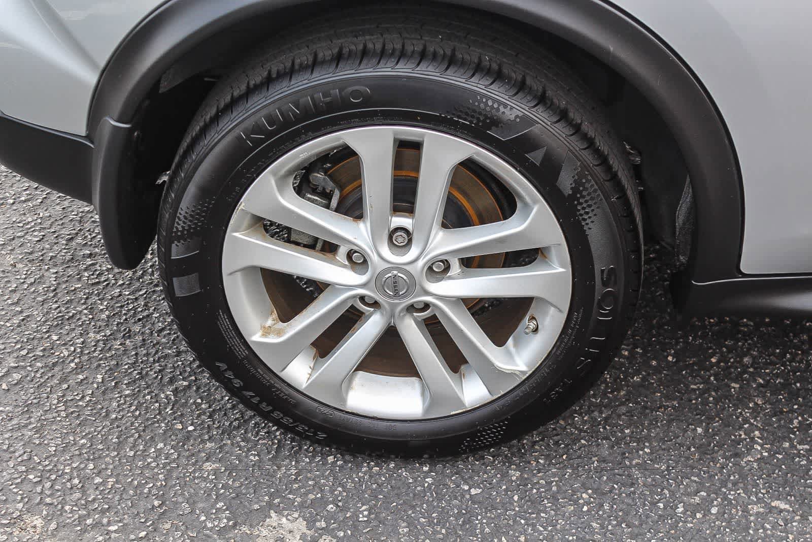 Used 2017 Nissan Juke S FWD image 12