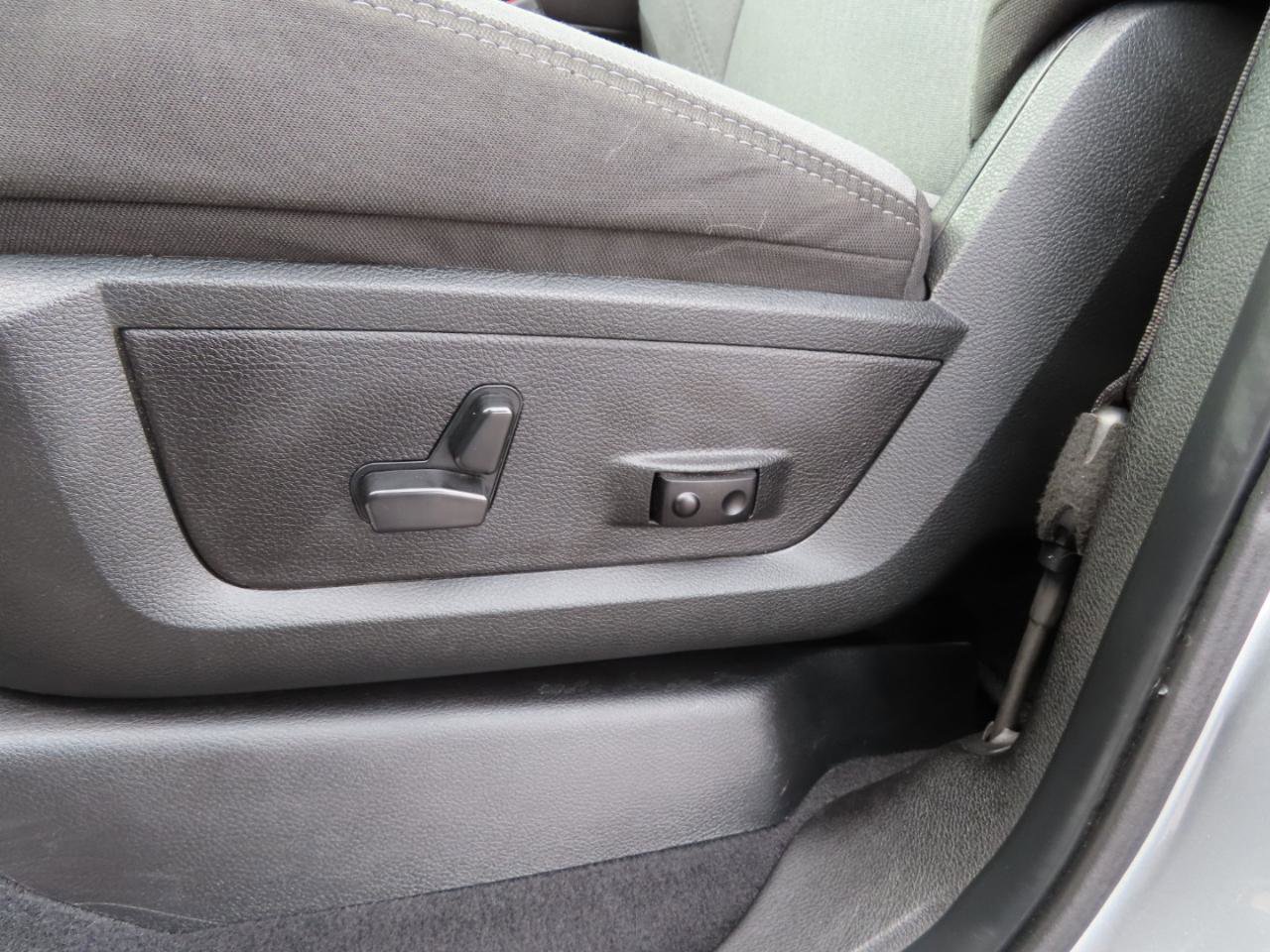 Used 2024 RAM 2500 Big Horn image 30