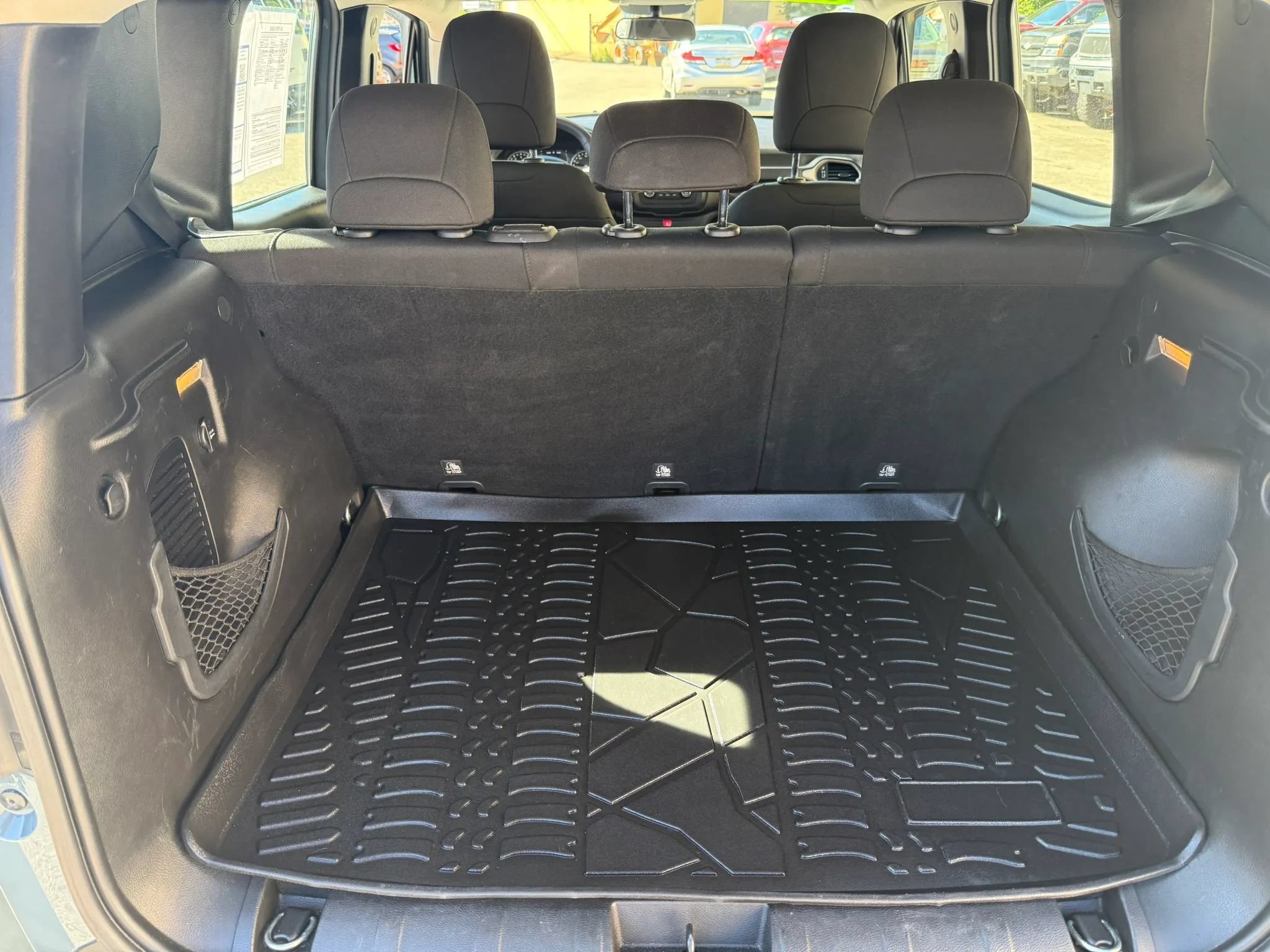 Used 2017 Jeep Renegade Sport w/ Power & Air Group AWD/4WD image 16