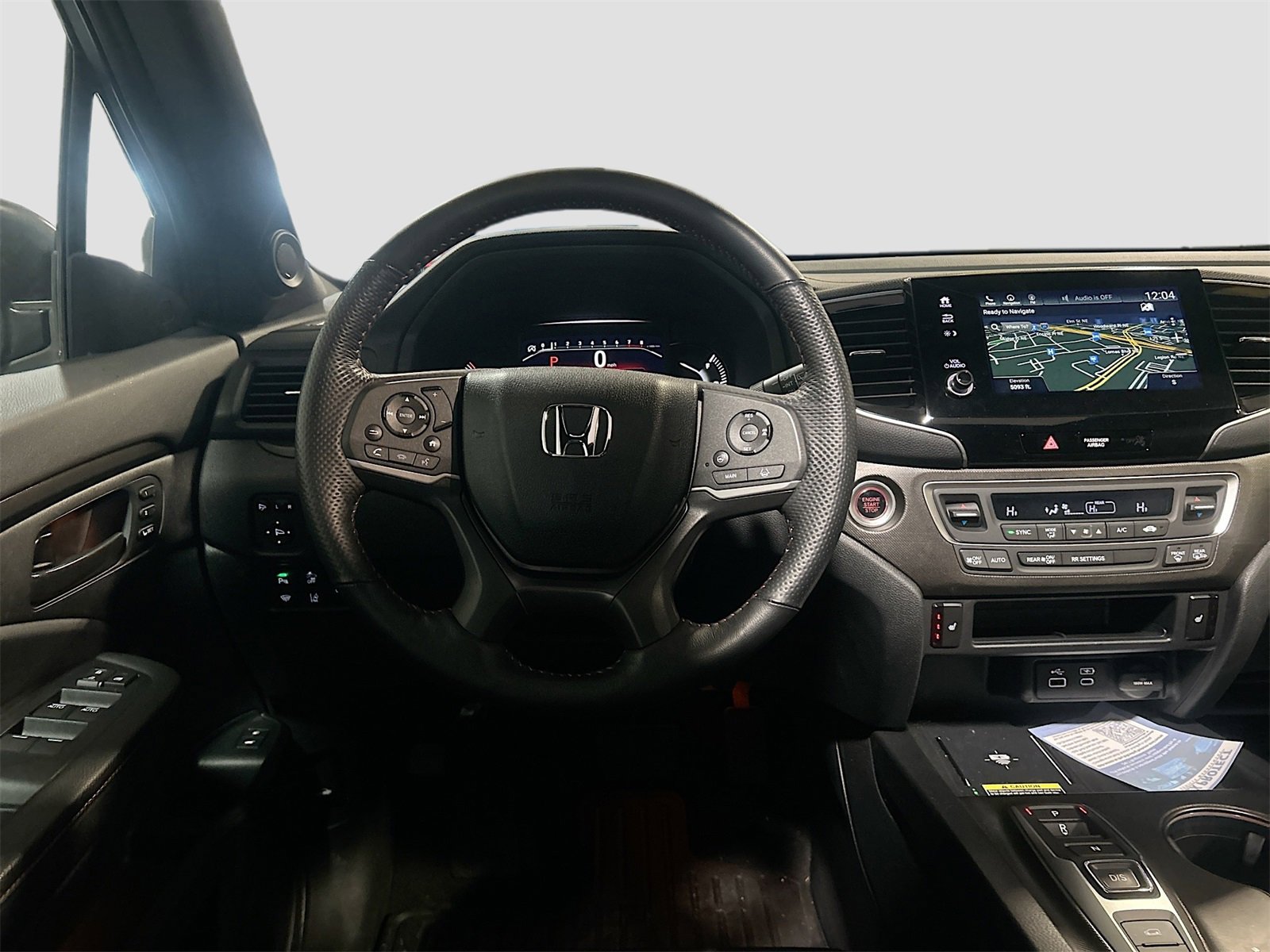 Used 2025 Honda Passport TrailSport image 24