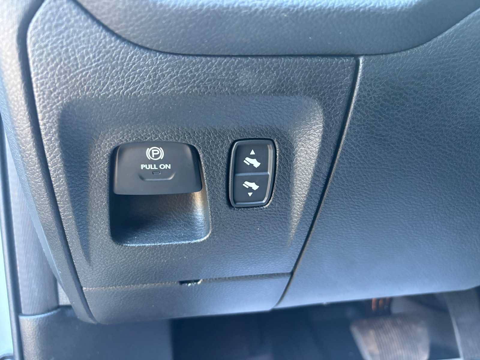 Used 2025 RAM 1500 Big Horn AWD/4WD image 19
