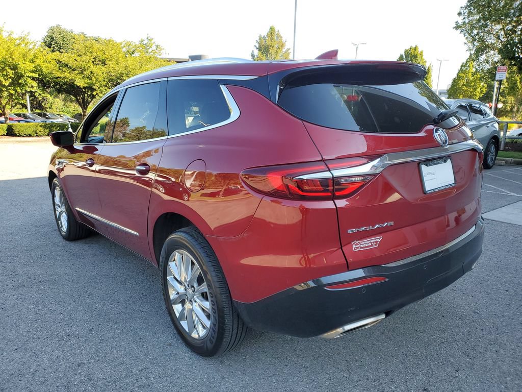 Used 2020 Buick Enclave Essence w/ Sound and Sites Package FWD image 3