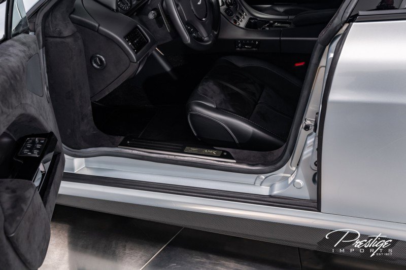 Used 2019 Aston Martin Rapide AMR image 37