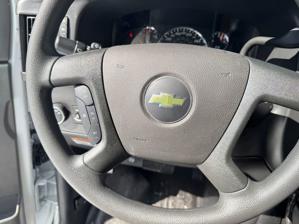 New 2026 Chevrolet Express 4500 w/ Power Convenience Package image 15