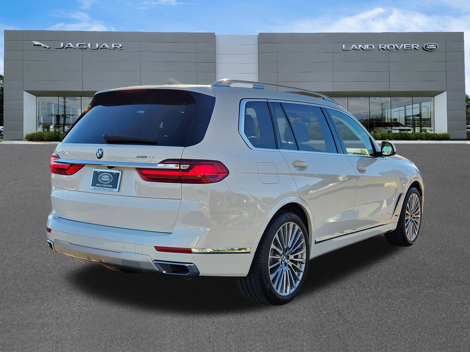 Used 2022 BMW X7 xDrive40i image 4