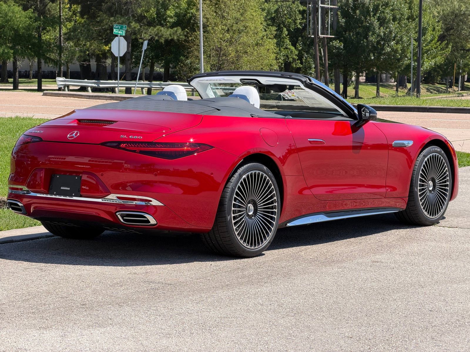 New 2026 Mercedes-Benz Maybach SL 680 image 13