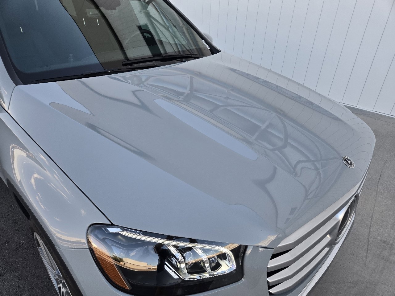 Used 2024 Mercedes-Benz GLS 450 4MATIC image 9