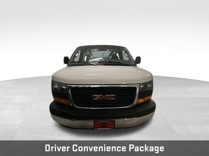 Certified 2022 GMC Savana 2500 Extended w/ Driver Convenience Package RWD image 3