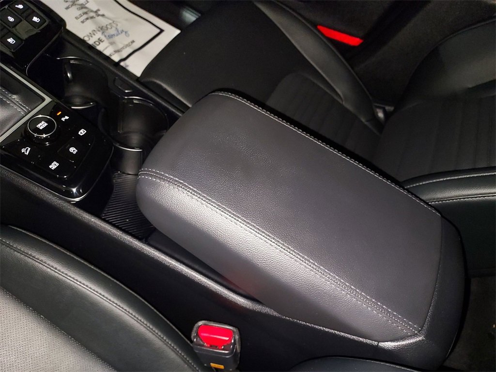 Used 2025 Kia Sportage SX image 27