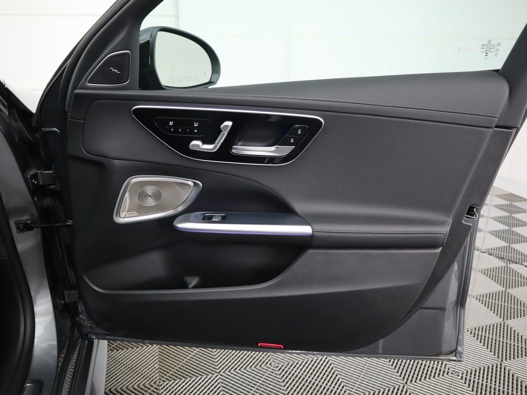 New 2025 Mercedes-Benz C 300 Sedan image 27