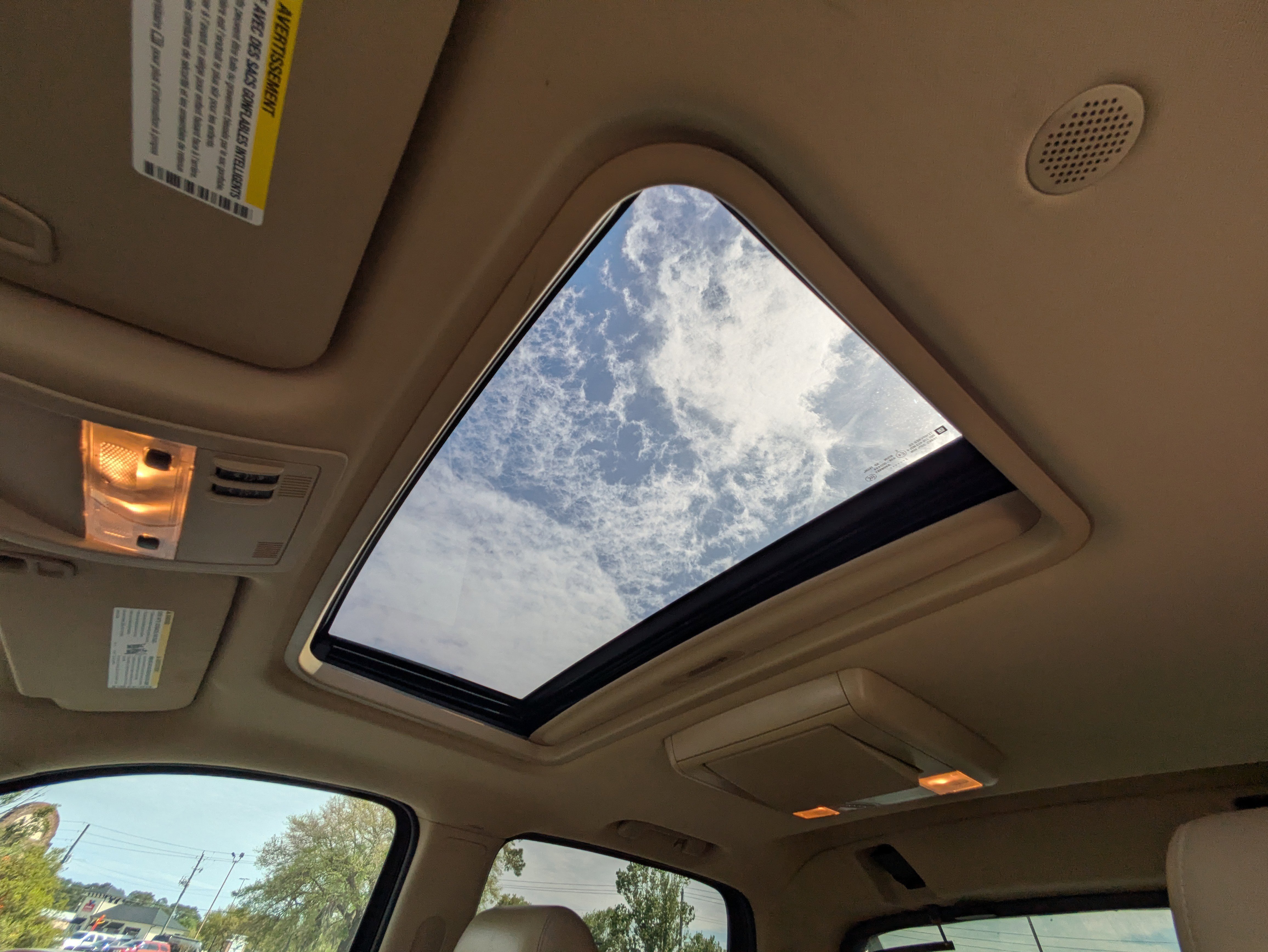 Used 2013 Chevrolet Avalanche LTZ image 11