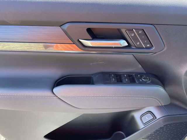 New 2026 GMC Terrain AT4 w/ Convenience Package III AWD/4WD image 16