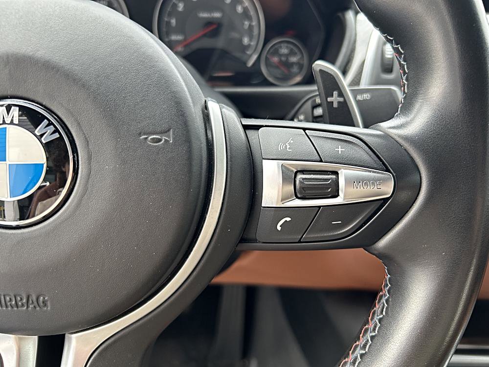 Used 2020 BMW M4 Convertible w/ Competition Package RWD image 14