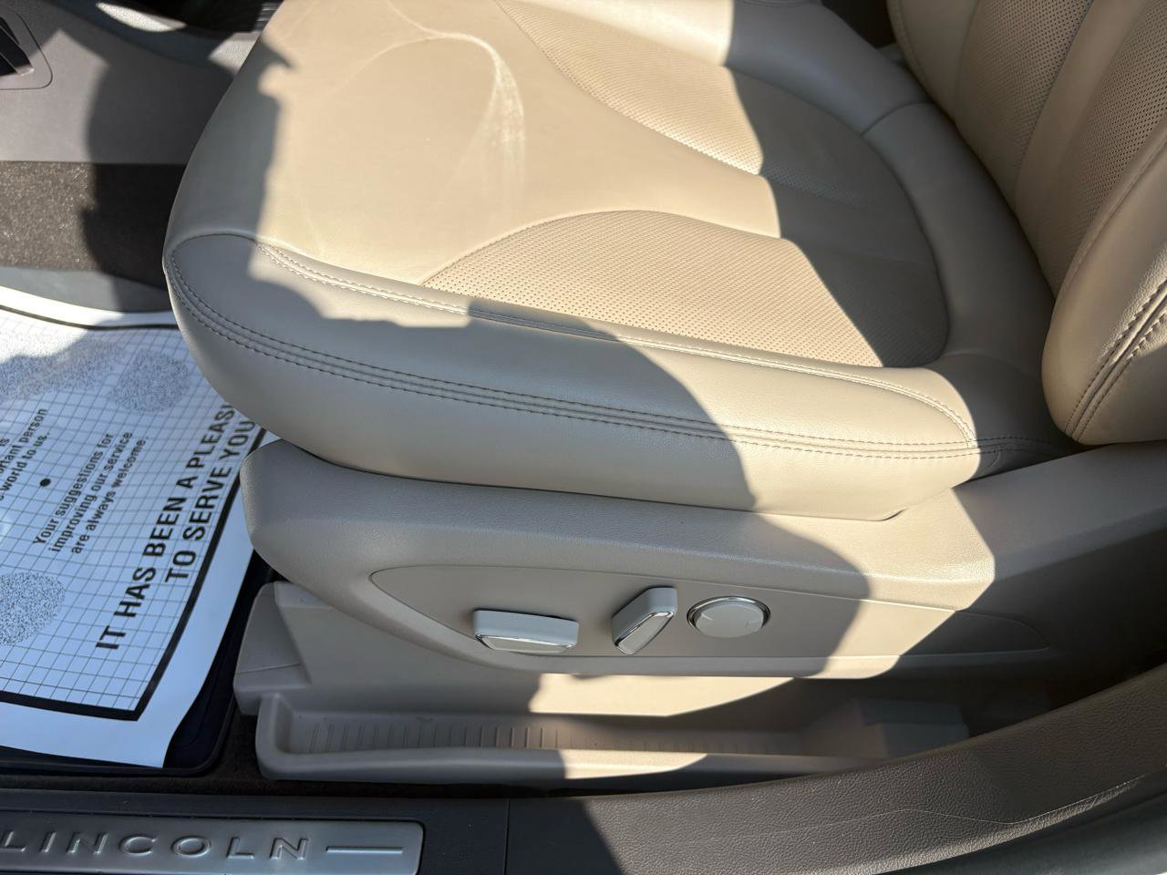 Used 2021 Lincoln Nautilus FWD w/ Equipment Group 101A image 17