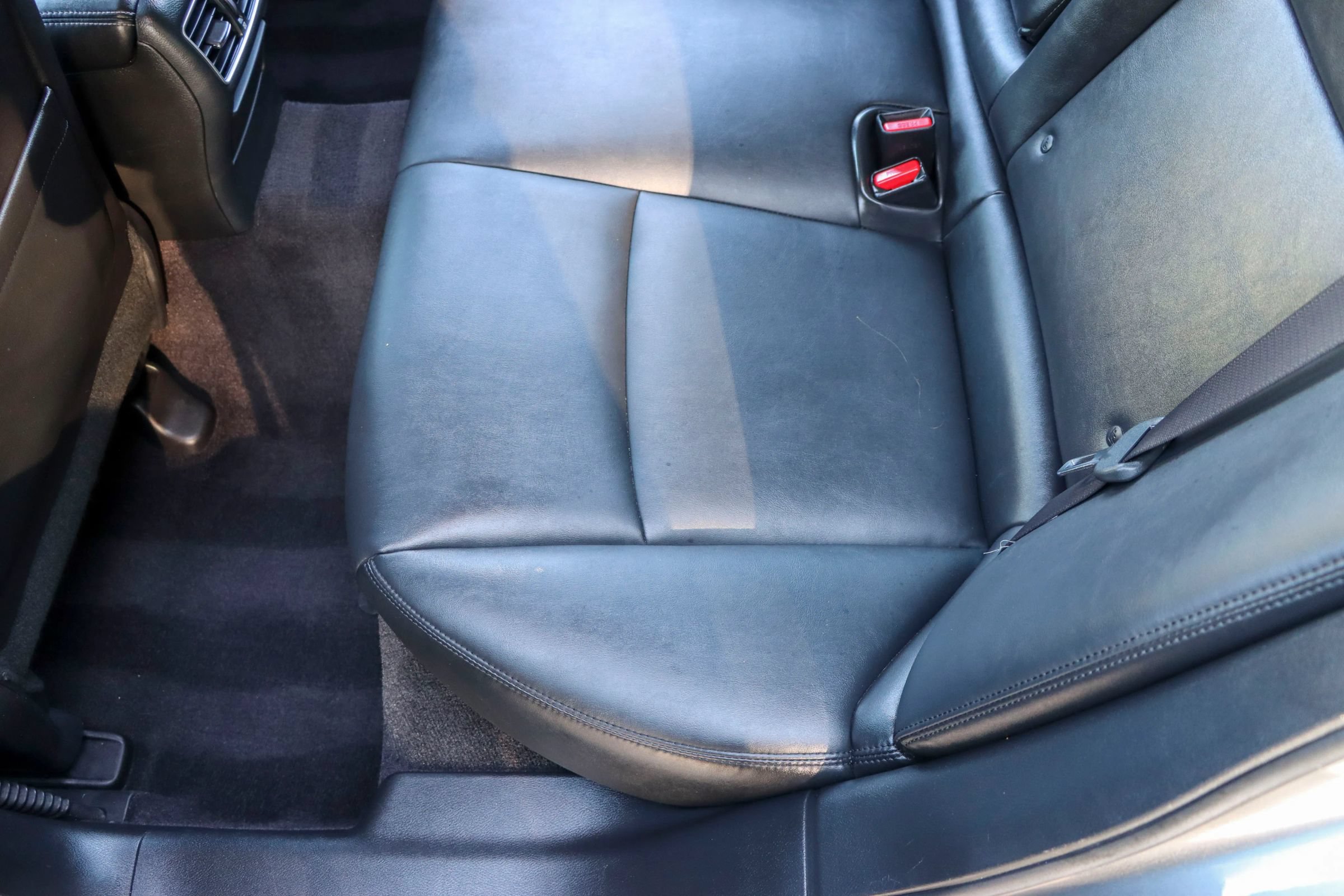 Used 2018 INFINITI Q50 Luxe RWD image 17
